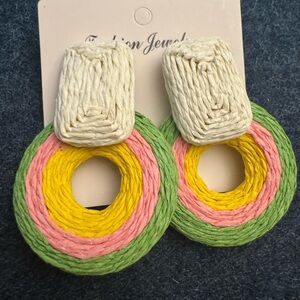 Fashion Jewelry Green and Pink Layered Earrings